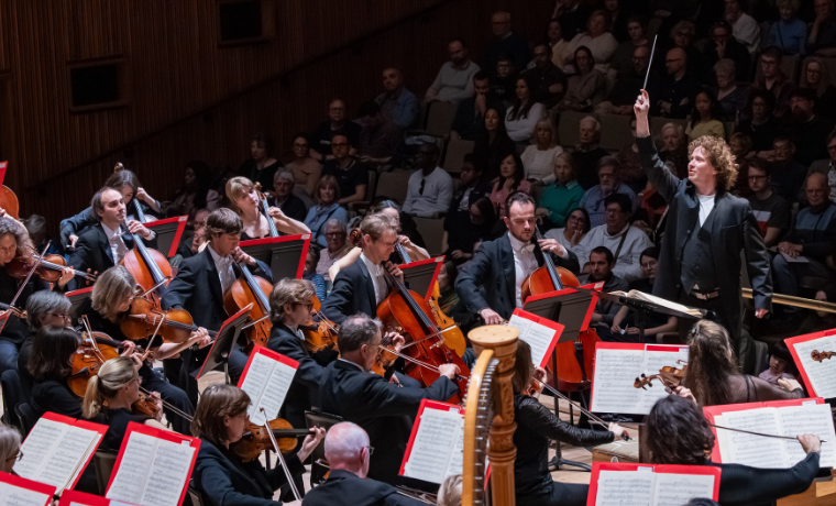 image of PHILHARMONIA: SANTTU CONDUCTS BEETHOVEN AND REICH